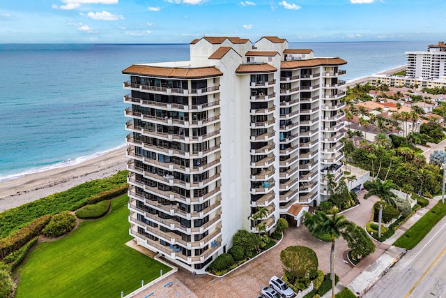800 Ocean Dr Unit 204, Juno Beach, FL 33408 - view of apartment building / complex featuring view of water and beach