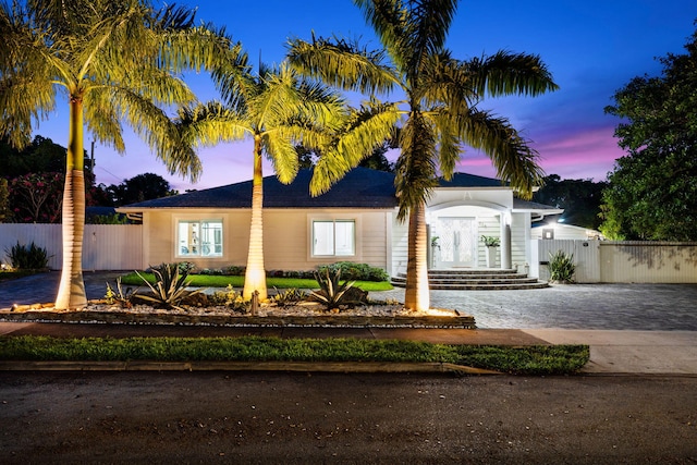 936 Upland Rd, West Palm Beach, FL 33401 - single story home featuring driveway