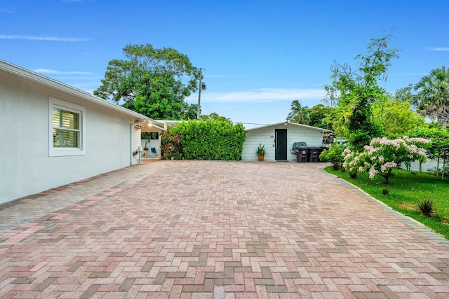 936 Upland Rd, West Palm Beach, FL 33401 - view of garage