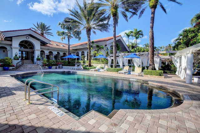 2373 NW 25th Way, Boca Raton, FL 33434 - swimming pool featuring a patio