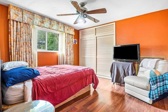 8330 NW 23rd St, Pembroke Pines, FL 33024 - bedroom featuring wood finished floors, a ceiling fan, and a closet