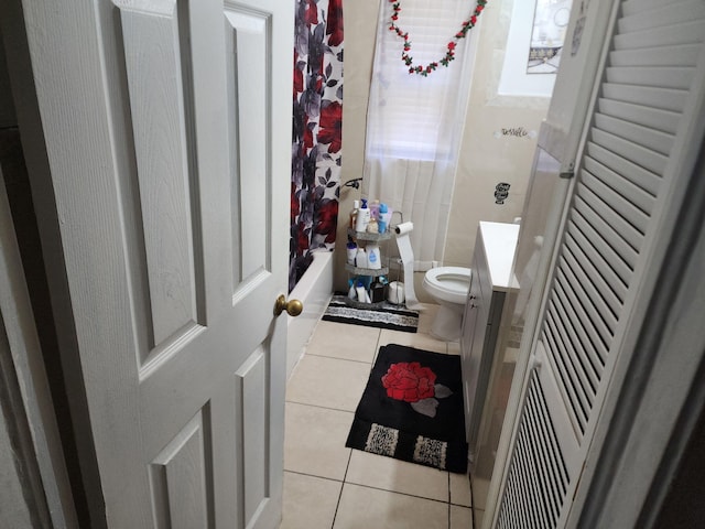 12845 NE 4th Ave, North Miami, FL 33161 - bathroom featuring tile patterned floors and vanity
