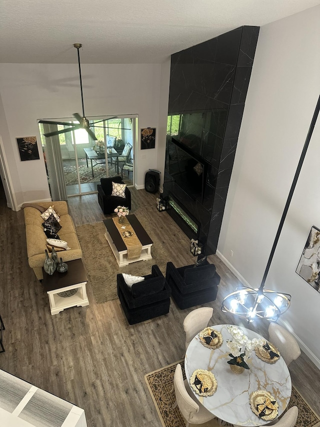 1583 SW Harbour Isles Cir Unit 57, Port Saint Lucie, FL 34986 - living area with wood finished floors and baseboards