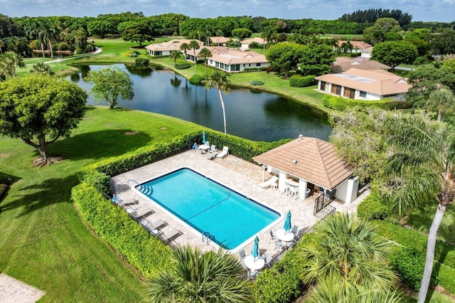 4483 Meadowlark Ln, Boynton Beach, FL 33436 - bird's eye view of a large body of water and a pool area