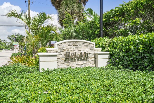 1948 Coco Palm Pl, Lauderdale By The Sea, FL 33062 - view of community sign