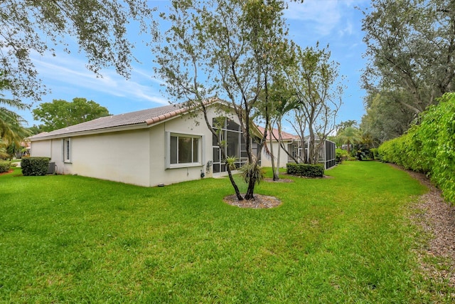 9066 Bay Harbour Cir, West Palm Beach, FL 33411 - view of green lawn