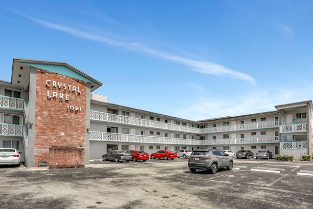 1021 Crystal Lake Dr Unit 109, Deerfield Beach, FL 33064 - view of property with uncovered parking