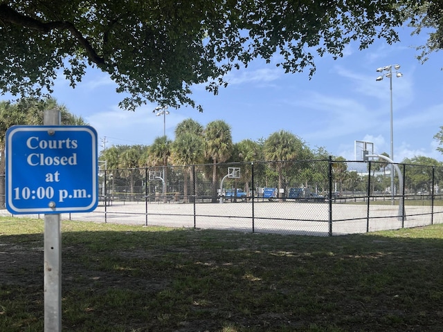 2020 Lake Osborne Dr Unit 10, Lake Worth, FL 33461 - exterior view