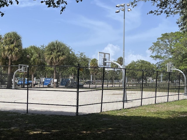 2020 Lake Osborne Dr Unit 10, Lake Worth, FL 33461 - view of sport court with community basketball court