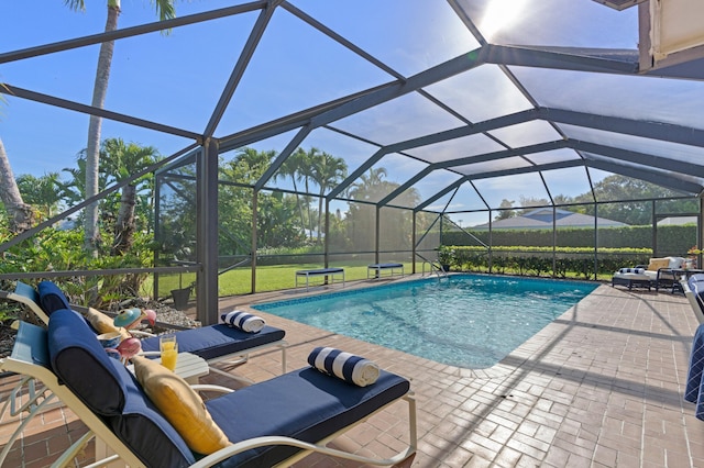 4633 Holly Dr, Palm Beach Gardens, FL 33418 - outdoor pool with a patio area
