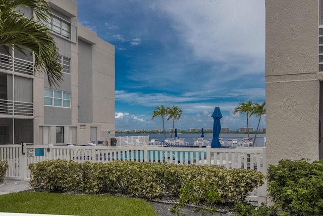 1516 S Lakeside Dr Unit 205, Lake Worth Beach, FL 33460 - view of pool