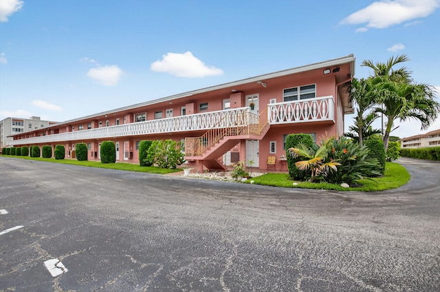 300 NE 20th St Unit 8060, Boca Raton, FL 33431 - view of building exterior with stairway