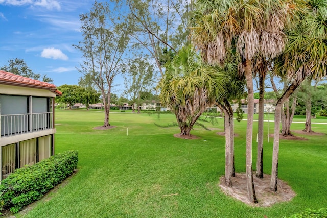 21695 Tall Palm Cir Unit 4B, Boca Raton, FL 33433 - view of grassy yard with view of golf course