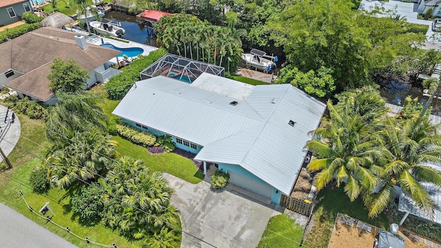 9494 SE Cove Point St, Jupiter, FL 33469 - view of subject property featuring a pool area