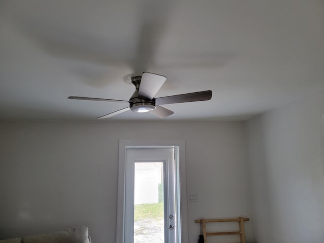 510 N 5th St, Lantana, FL 33462 - detailed view of ceiling fan