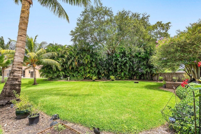 129 Parkwood Dr, Royal Palm Beach, FL 33411 - view of yard