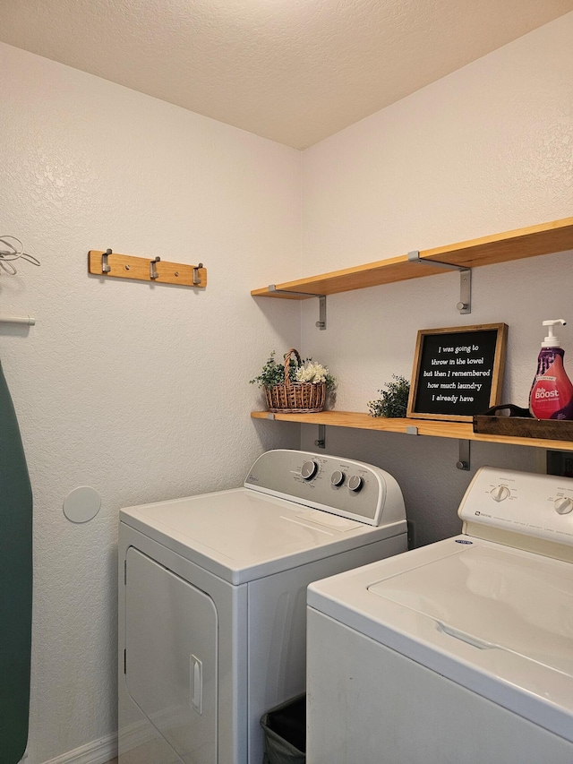 426 Cadiz Loop, Davenport, FL 33837 - laundry room featuring washing machine and clothes dryer