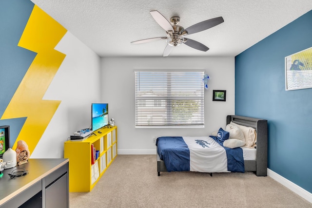 4340 Lago Dr, Deerfield Beach, FL 33064 - bedroom with light carpet, baseboards, a textured ceiling, and a ceiling fan