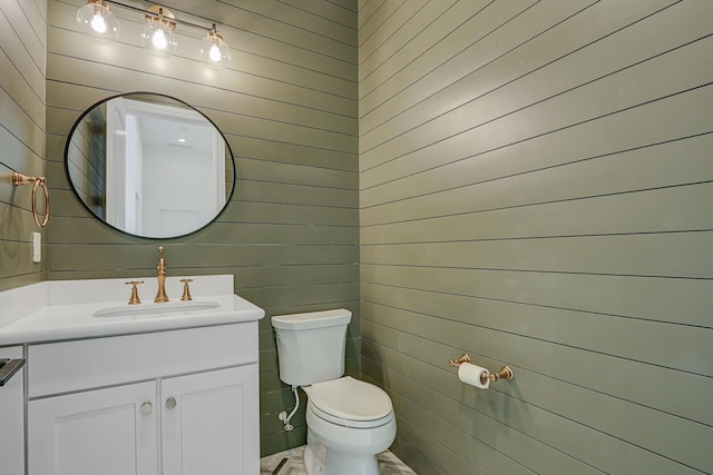 10032 Calabrese Trl, Jupiter, FL 33478 - bathroom with vanity and toilet
