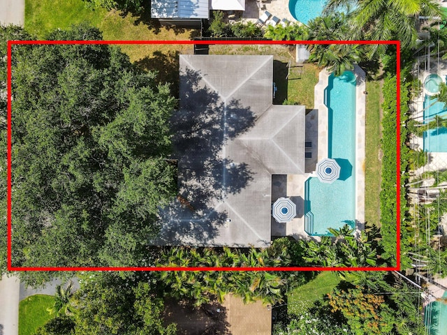 4311 NE 16th Ave, Oakland Park, FL 33334 - aerial view of property's location featuring a pool and property parcel outlined