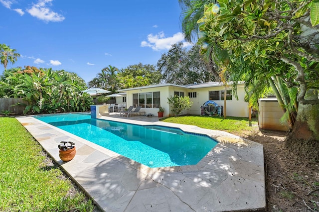 4311 NE 16th Ave, Oakland Park, FL 33334 - view of swimming pool with a patio area