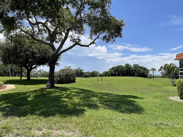 1225 NW 21st St NW Unit 15-1505, Stuart, FL 34994 - view of grassy yard