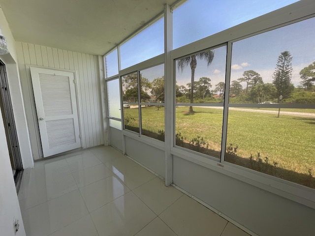 1225 NW 21st St NW Unit 15-1505, Stuart, FL 34994 - view of unfurnished sunroom