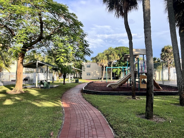 405 W Executive Center Dr Unit 208, West Palm Beach, FL 33401 - view of communal playground