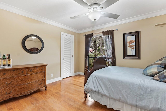3523 Pine Haven Cir, Boca Raton, FL 33431 - bedroom with light wood-style flooring, crown molding, and ceiling fan