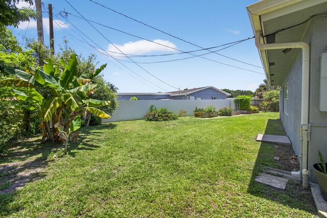 2476 S Florida Mango Rd, West Palm Beach, FL 33406 - view of yard