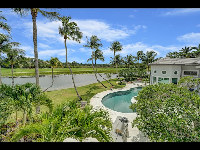 12990 Marsh Lndg, Palm Beach Gardens, FL 33418 - swimming pool featuring a water view