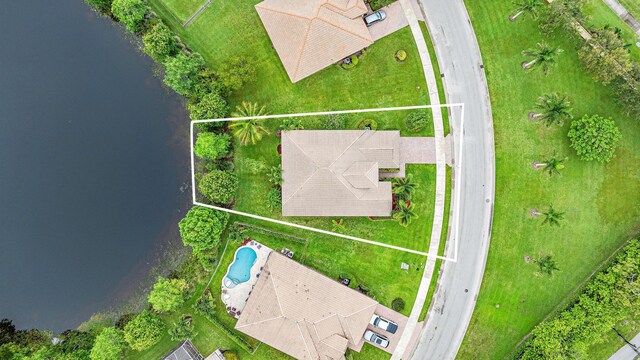 1415 SE Legacy Cove Cir, Stuart, FL 34997 - aerial view of property's location featuring a large body of water and property parcel outlined