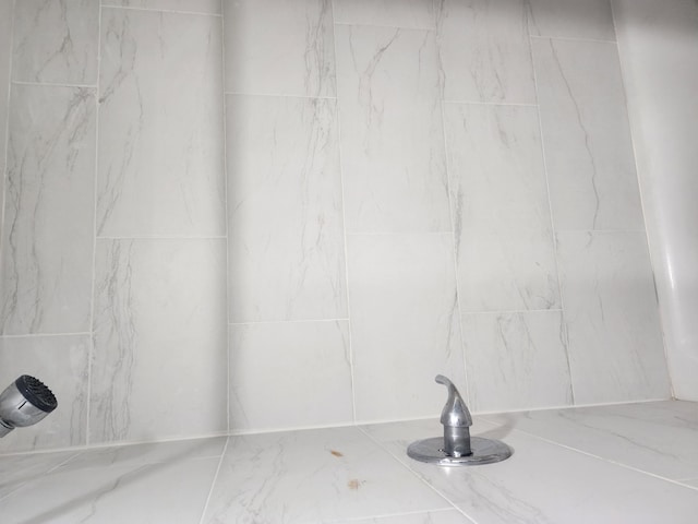1690 Forest Lakes Cir Unit A, West Palm Beach, FL 33406 - detailed view of a tile shower