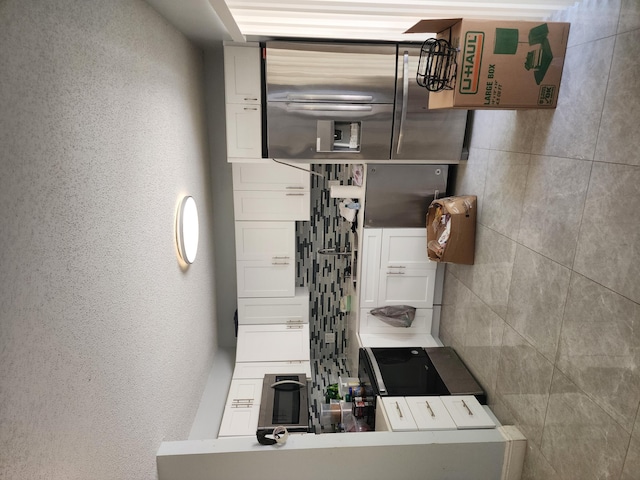 1690 Forest Lakes Cir Unit A, West Palm Beach, FL 33406 - kitchen with a textured wall