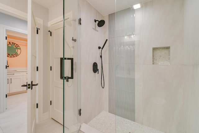 438 River Edge Rd, Jupiter, FL 33477 - bathroom featuring walk in shower
