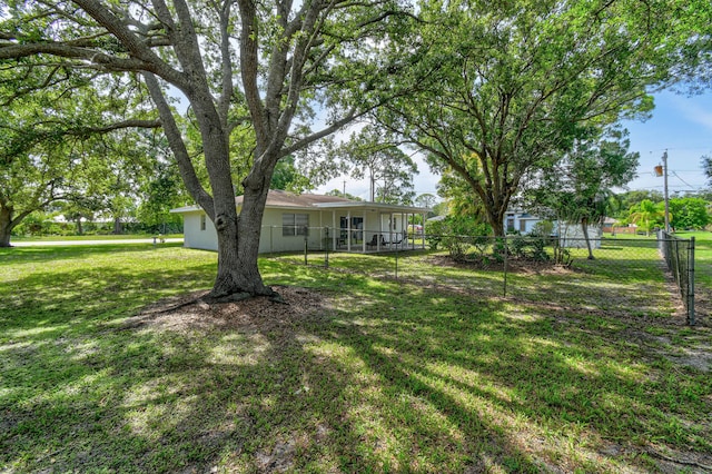 6506 Kings Hwy, Fort Pierce, FL 34951 - view of yard