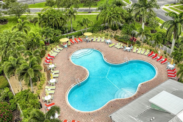 10295 SW Waterway Ln, Port Saint Lucie, FL 34987 - view of community pool