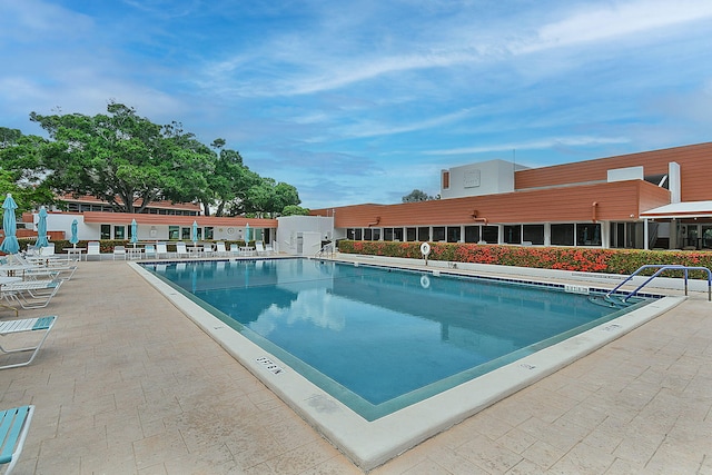 2600 SE Ocean Blvd Unit S15, Stuart, FL 34996 - community pool featuring a patio