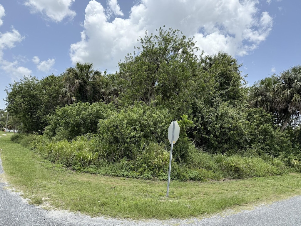 0 Avienda Ave Unit 9, Fort Pierce, FL 34946