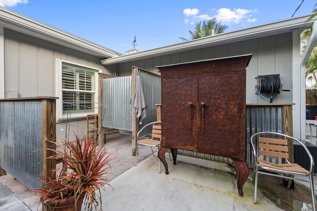 5551 SE Nassau Ter, Stuart, FL 34997 - view of patio / terrace
