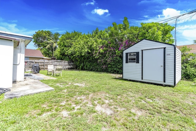 4337 Clinton Blvd, Lake Worth, FL 33461 - view of yard with a storage shed
