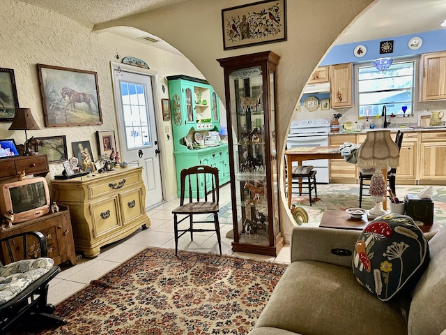 3595 SW 19th St, Okeechobee, FL 34974 - living area featuring light tile patterned floors