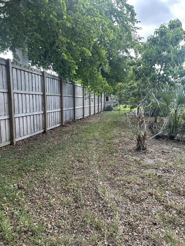 6404 Moonstone Way, Delray Beach, FL 33484 - view of yard