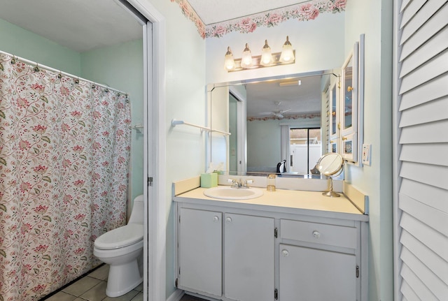 202 Lakewood Dr Unit 11C, Jupiter, FL 33458 - bathroom featuring toilet, vanity, tile patterned floors, and a shower with curtain