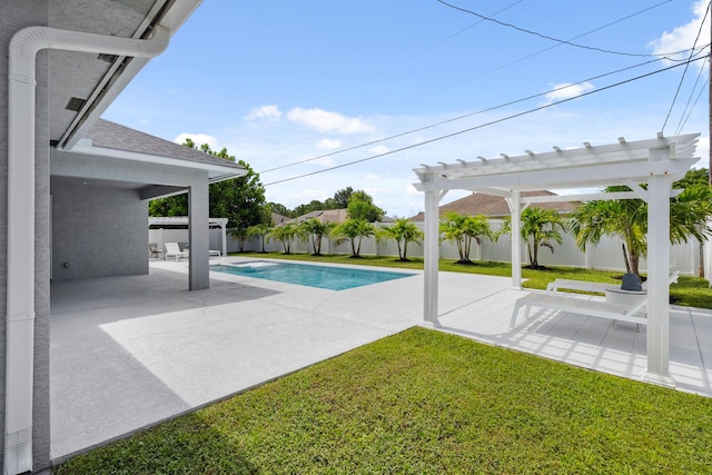 2265 SW Kenwick Ave, Port Saint Lucie, FL 34953 - view of swimming pool with a patio, a fenced backyard, and a pergola