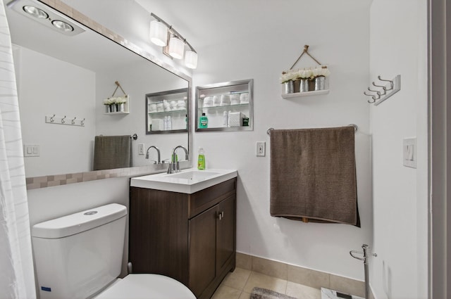 1116 Cambridge E Unit E, Deerfield Beach, FL 33442 - full bath featuring vanity and tile patterned flooring