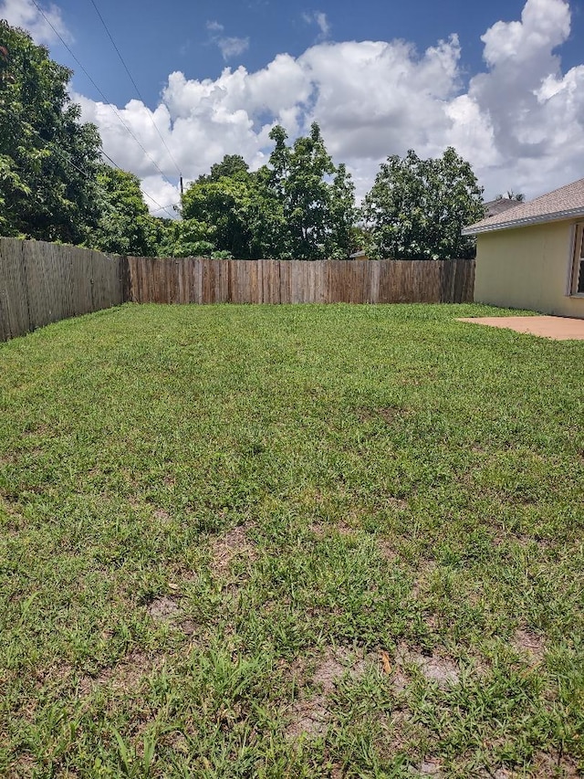 1032 SW Castaneda Ln SW, Port Saint Lucie, FL 34953 - view of yard