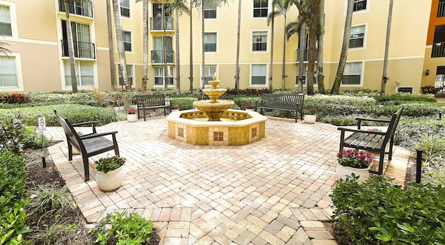 630 S Sapodilla Ave Unit 521, West Palm Beach, FL 33401 - view of home's community