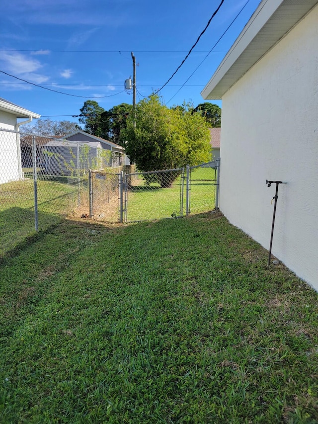 1701 SW Victor Ln SW, Port Saint Lucie, FL 34984 - view of yard