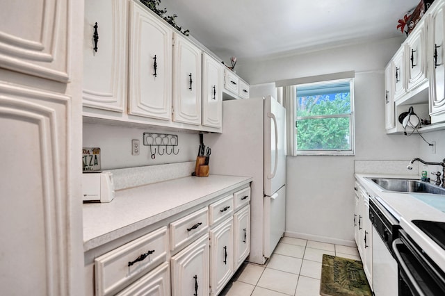 505 High Point Blvd N Unit A, Delray Beach, FL 33445 - kitchen with a sink, dishwasher, white cabinetry, and light countertops